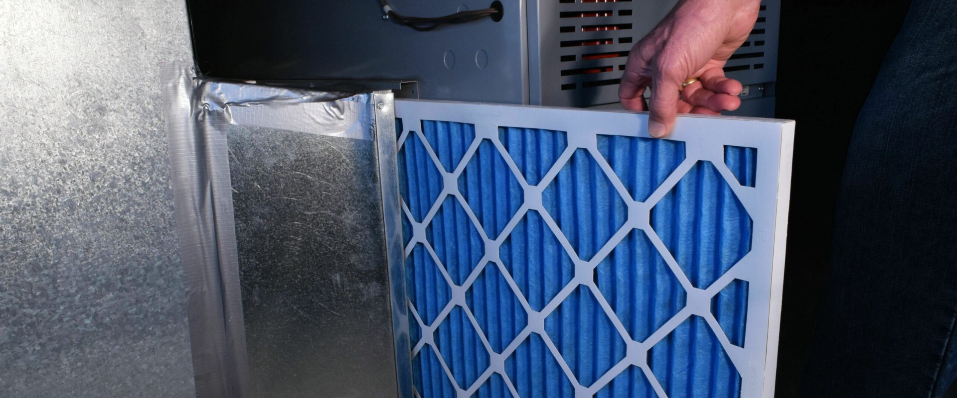 The Benefits of Regularly Changing Furnace Filters
