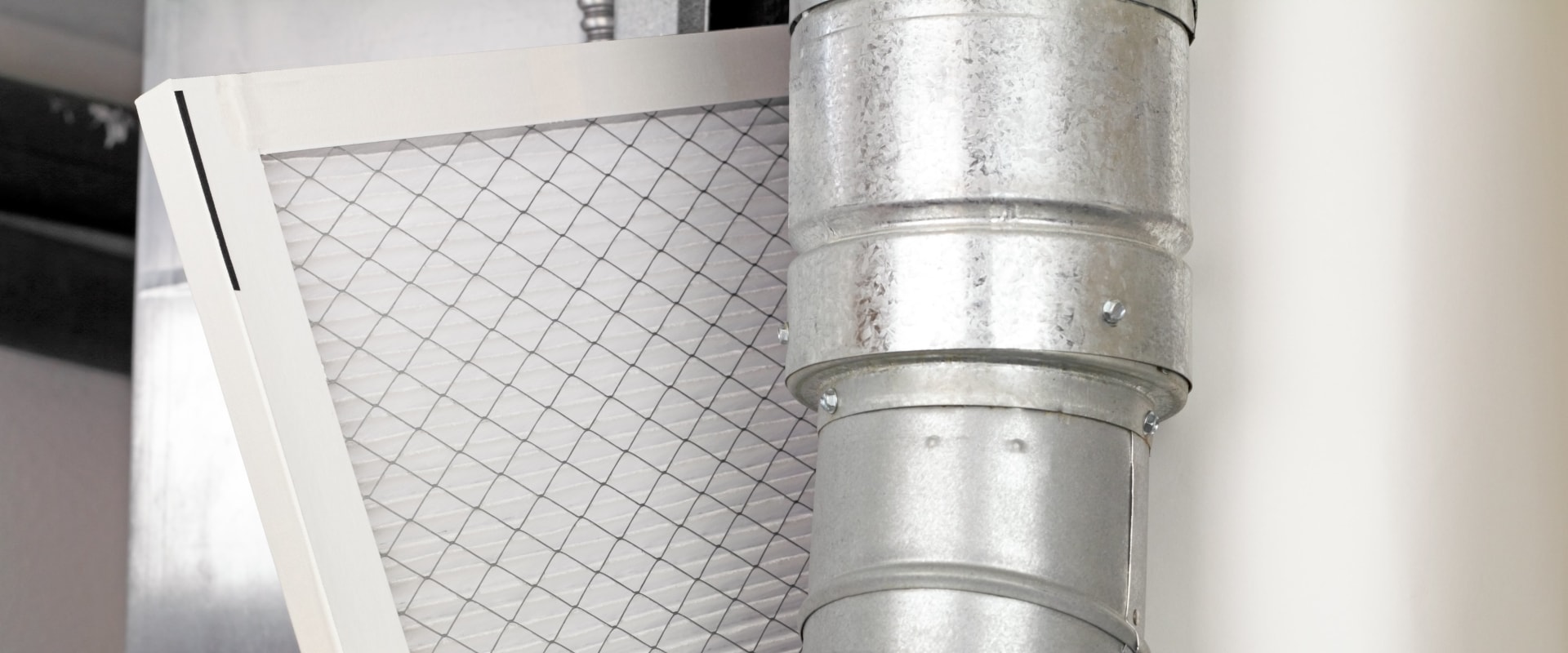 The Advantages of 16x22x1 HVAC Air Filters Over 16x20x1 for Enhanced HVAC Performance